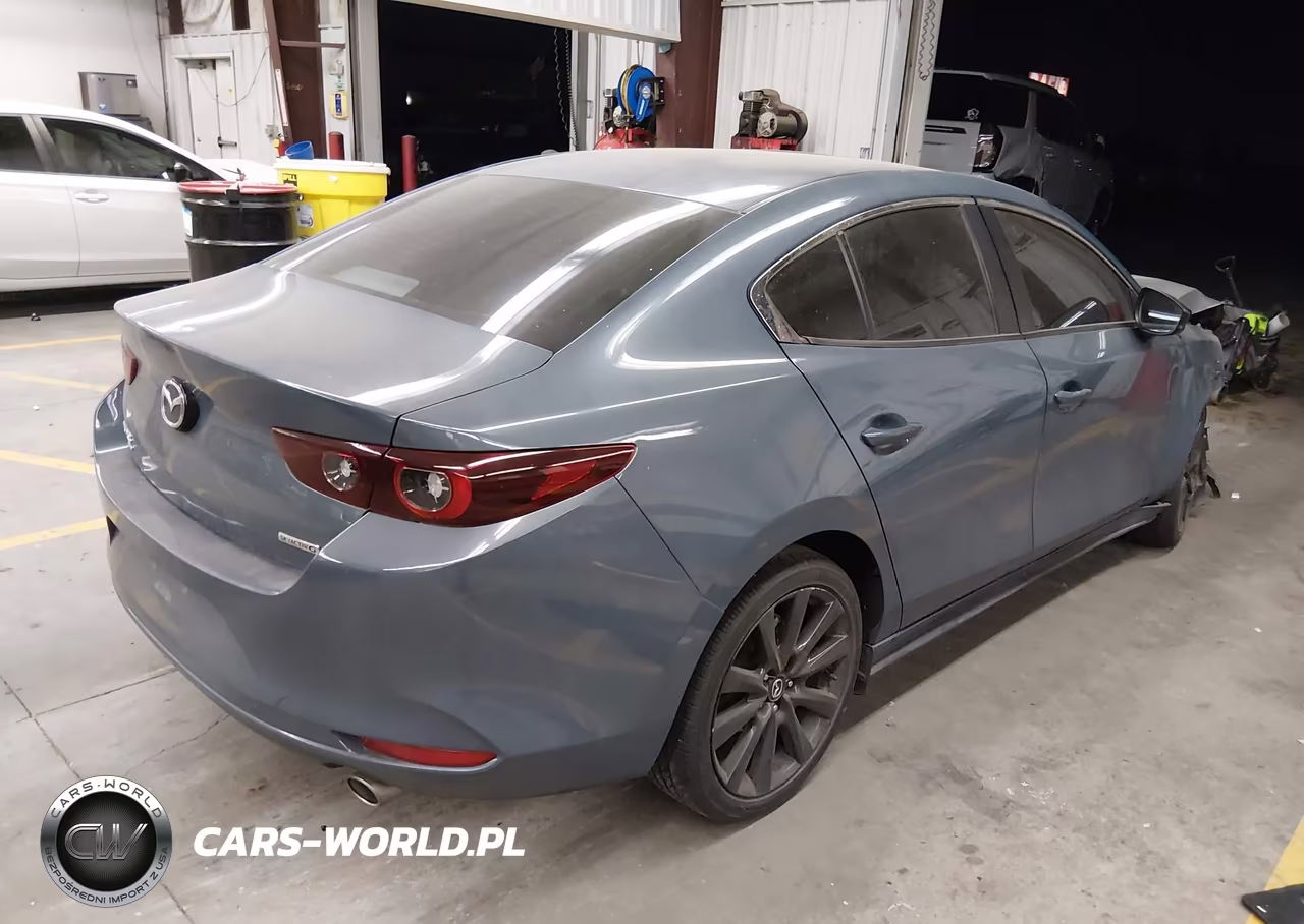 2023 Mazda Mazda3 2.5 S Carbon Edition VIN:3MZBPBCM5PM357645 - 4