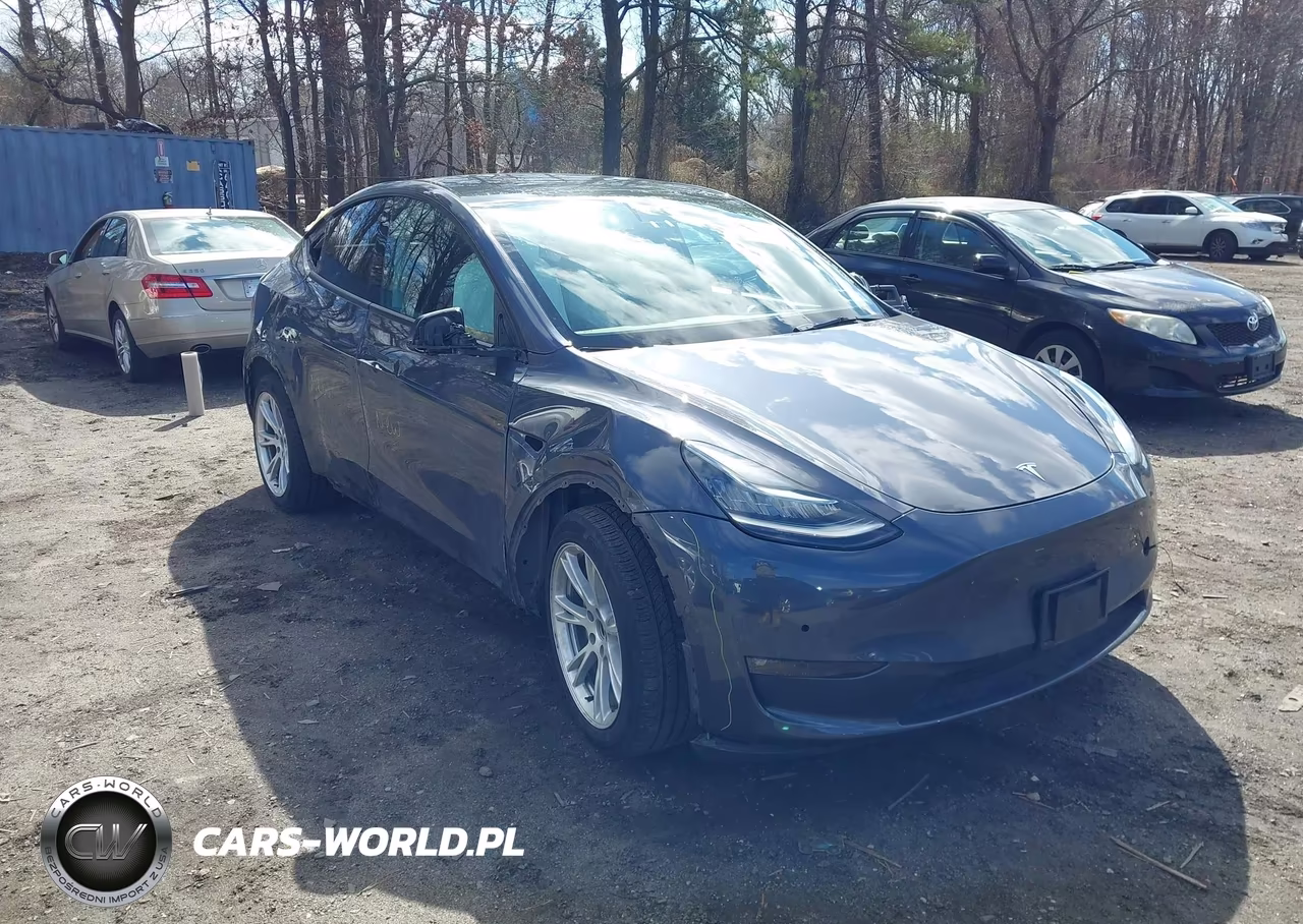 2022 Tesla Model Y Long Range Dual Motor All-Wheel Drive – zdjęcie 1 z 18