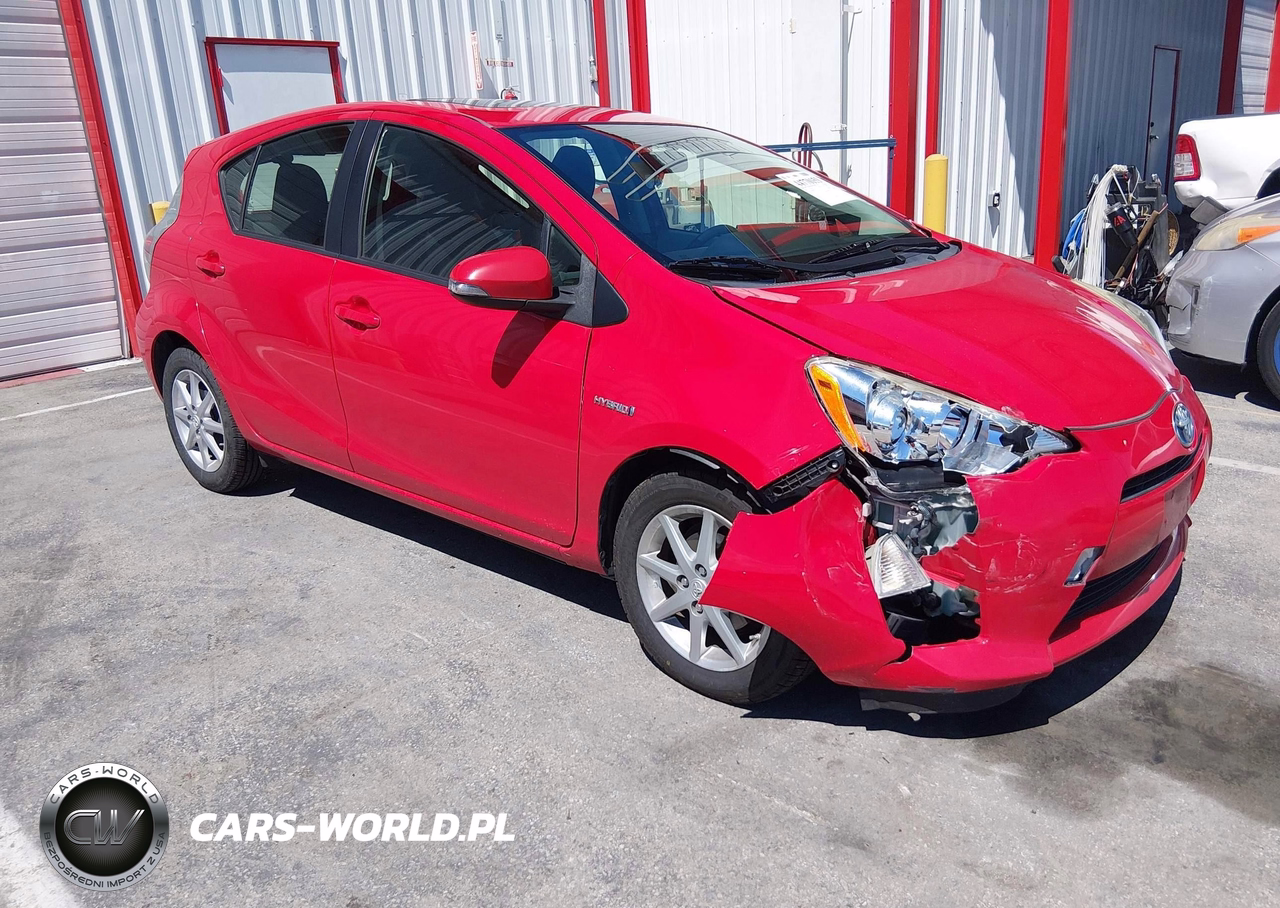 2014 Toyota Prius C Three