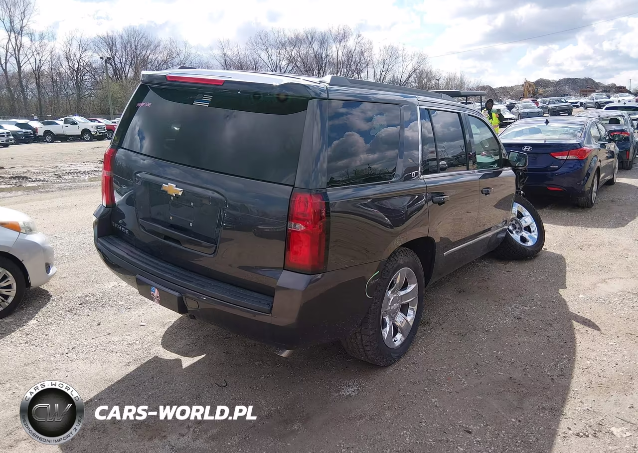 2016 Chevrolet Tahoe Lt VIN:1GNSKBKC5GR464940 - 4