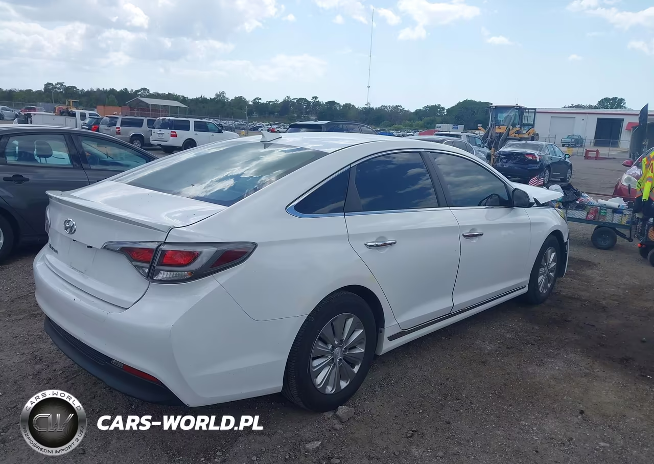 2017 Hyundai Sonata Hybrid Se VIN:KMHE24L35HA066669 - 4