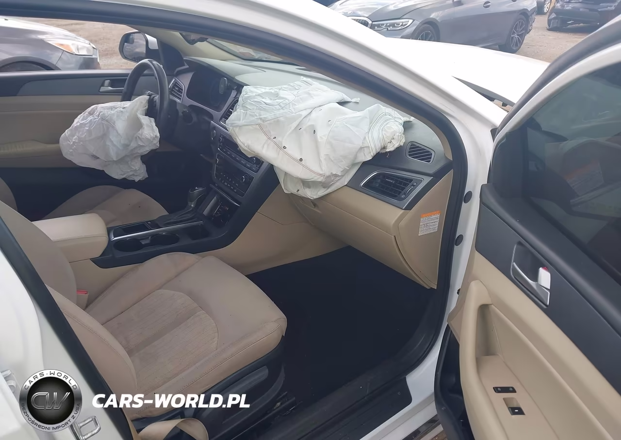 2017 Hyundai Sonata Hybrid Se VIN:KMHE24L35HA066669 - 5