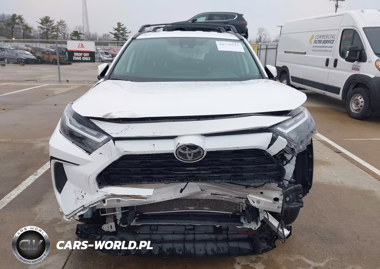 2023 Toyota Rav4 Xle VIN:2T3P1RFVXPC329234 - 13