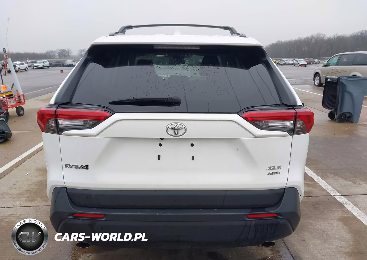 2023 Toyota Rav4 Xle VIN:2T3P1RFVXPC329234 - 17