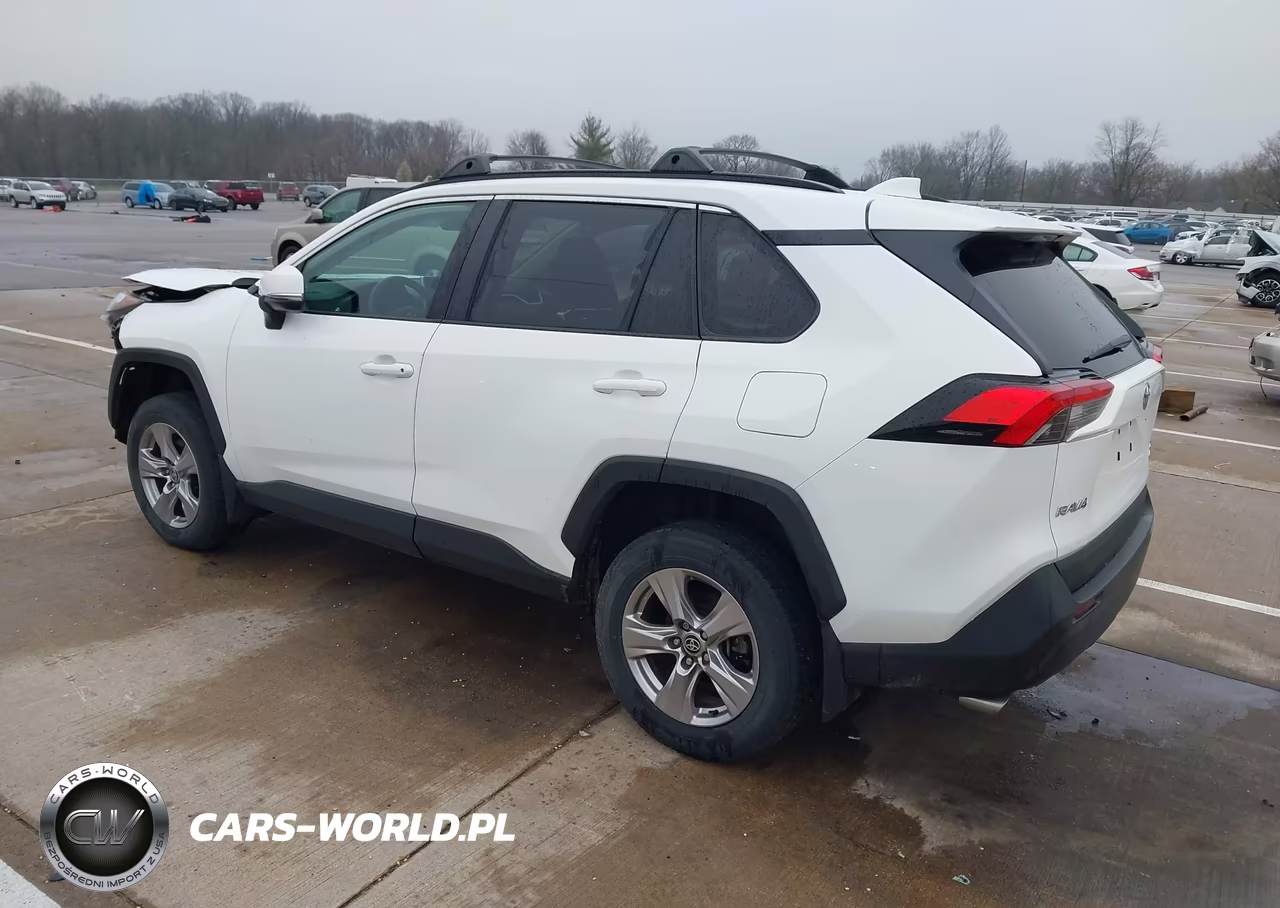 2023 Toyota Rav4 Xle VIN:2T3P1RFVXPC329234 - 3