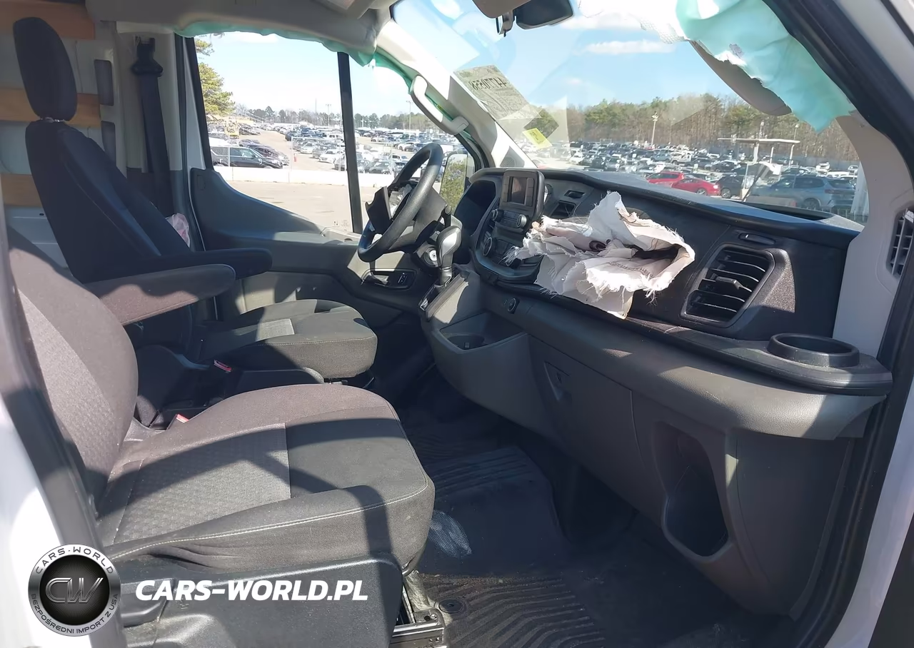 2022 Ford Transit-250 VIN:1FTBR1Y80NKA47040 - 5