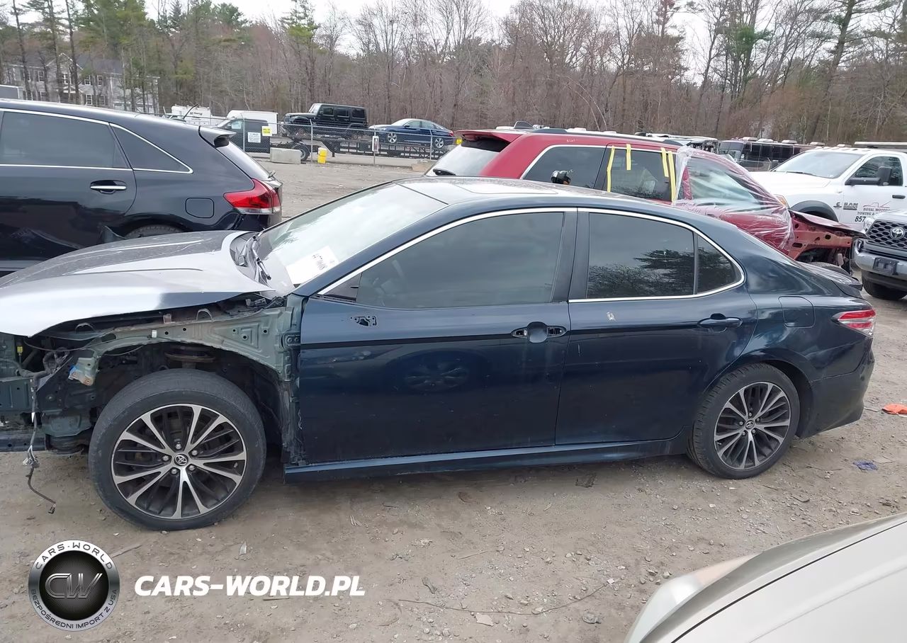 2018 Toyota Camry Se VIN:JTNB11HK5J3010858 - 15