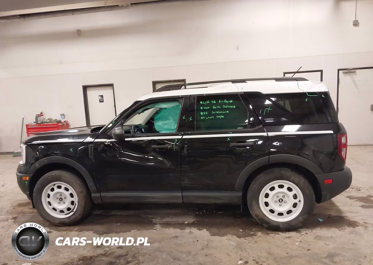 2025 Ford Bronco Sport Heritage VIN:3FMCR9GN1SRE40526 - 14