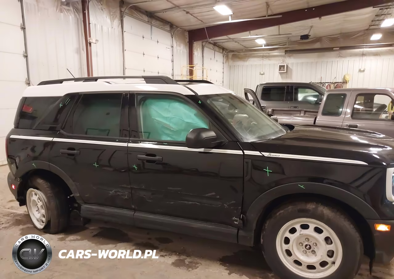 2025 Ford Bronco Sport Heritage VIN:3FMCR9GN1SRE40526 - 6