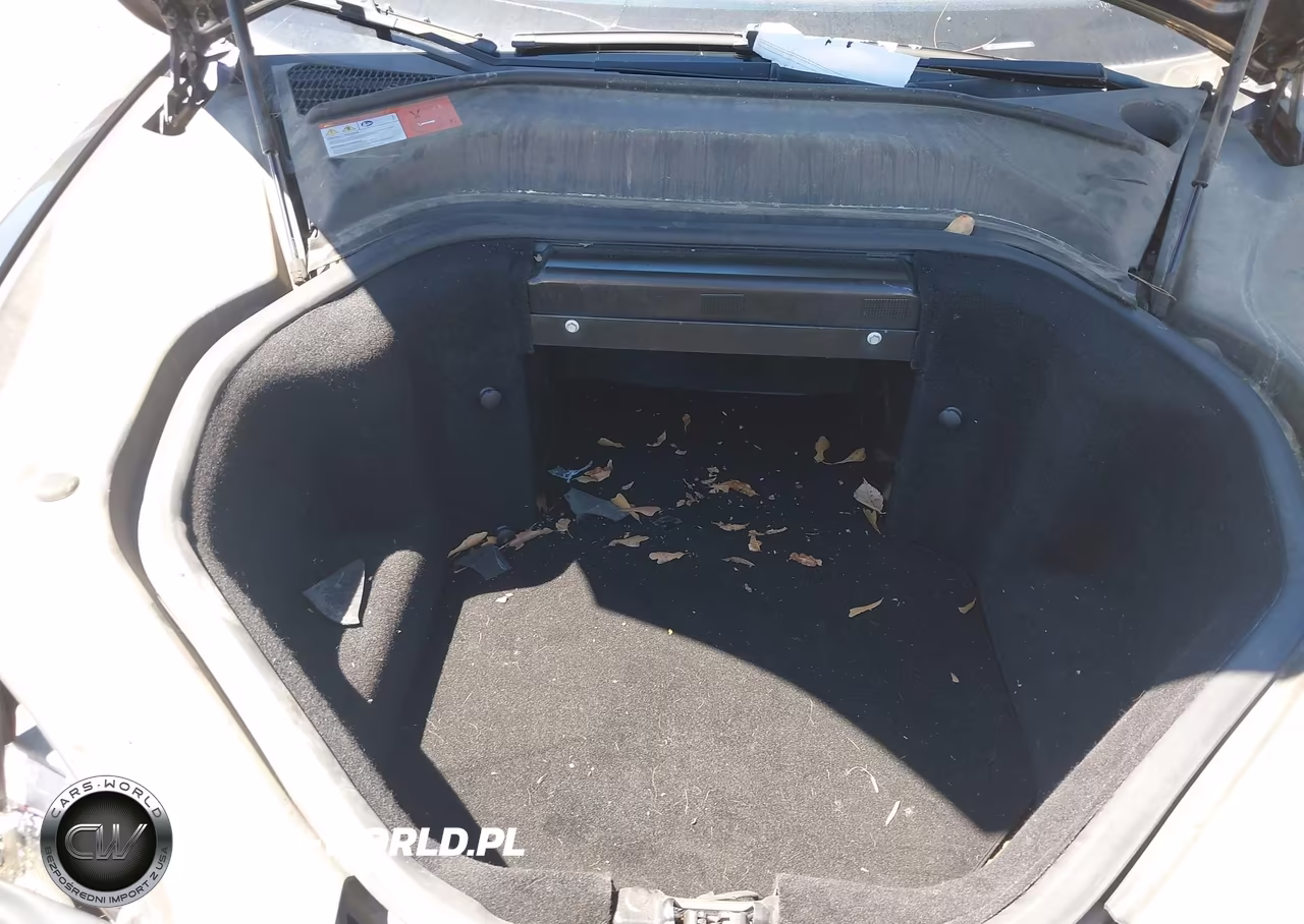 2015 Tesla Model S 60-70-85 VIN:5YJSA1H12FFP74396 - 10
