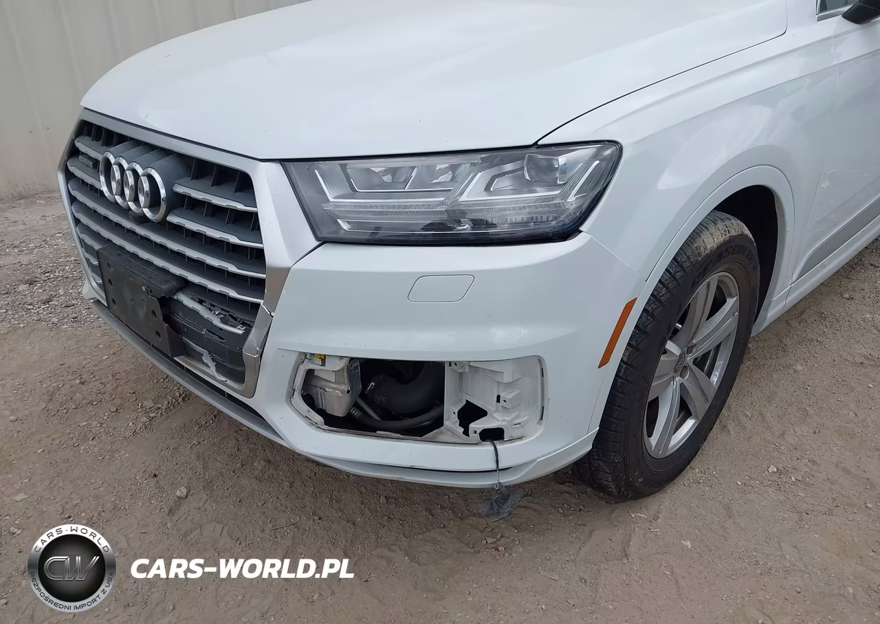 2019 Audi Q7 45 Premium VIN:WA1LHAF73KD030714 - 6