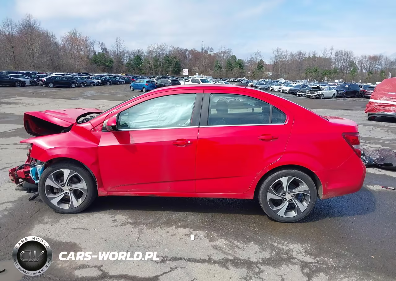 2018 Chevrolet Sonic Premier Auto VIN:1G1JF5SB9J4105797 - 13
