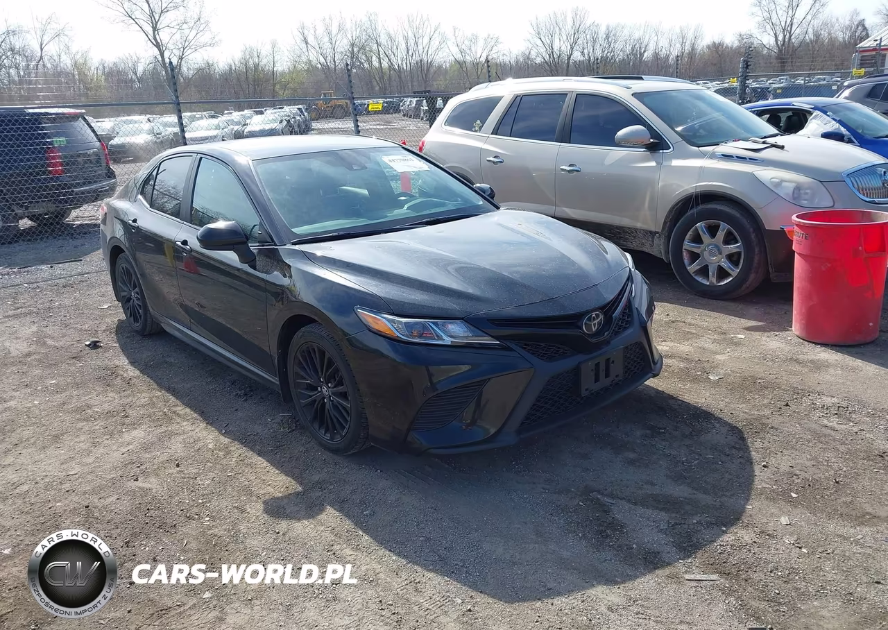 2020 Toyota Camry Se Nightshade Edition – zdjęcie 1 z 17