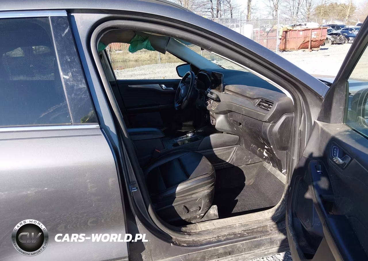 2022 Ford Escape Titanium VIN:1FMCU9J94NUB61806 - 5