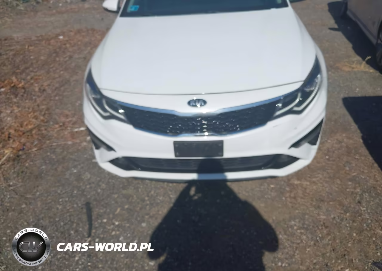 2020 Kia Optima S VIN:5XXGT4L35LG418513 - 12