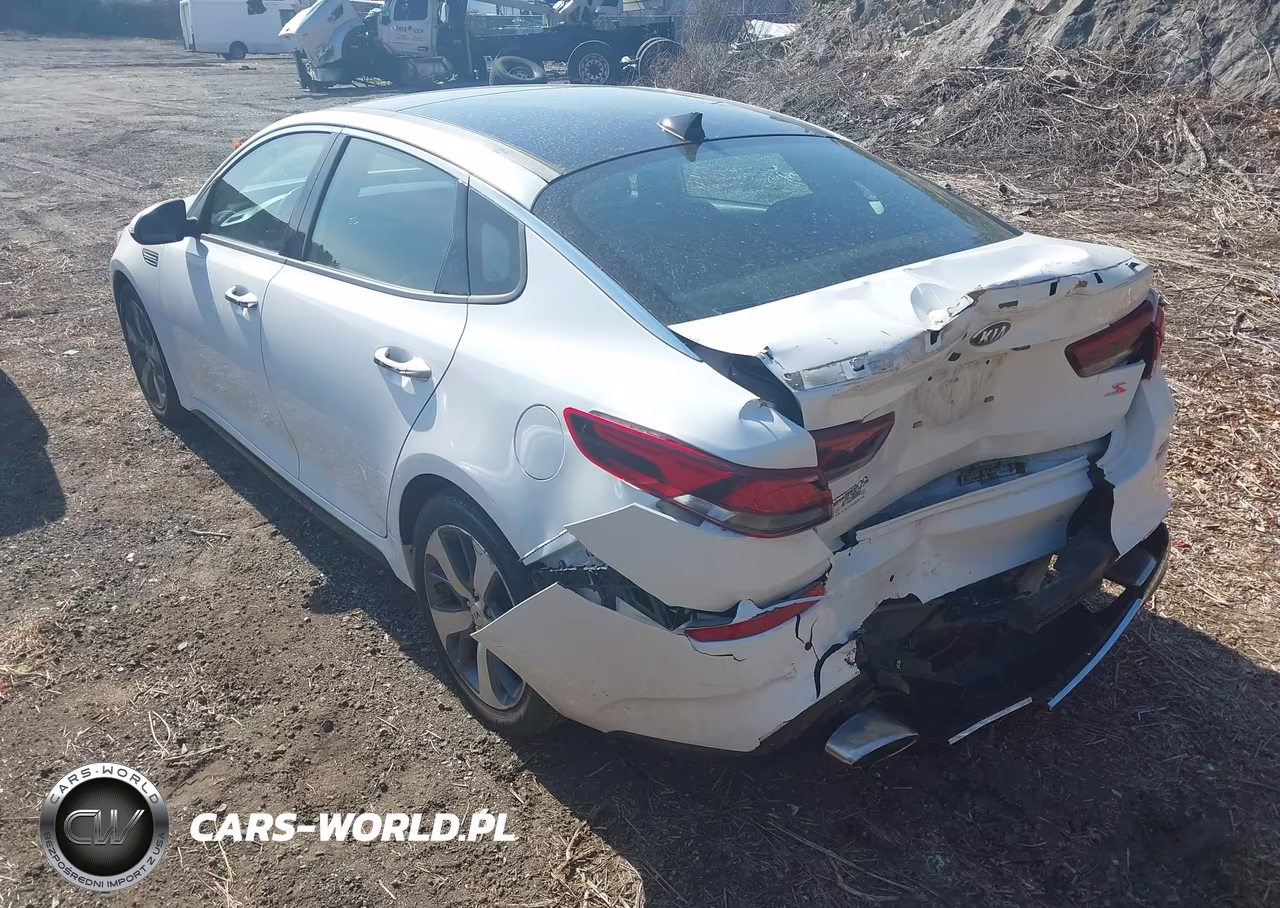 2020 Kia Optima S VIN:5XXGT4L35LG418513 - 3