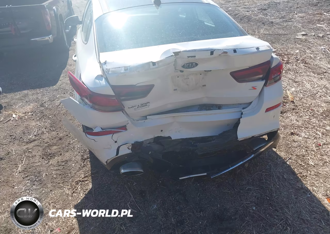 2020 Kia Optima S VIN:5XXGT4L35LG418513 - 6