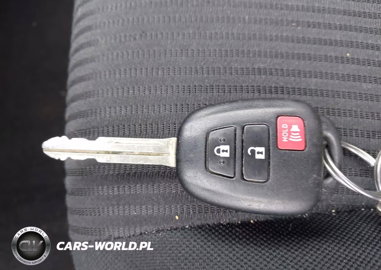 2017 Toyota Rav4 Le VIN:JTMZFREV9HJ700037 - 11