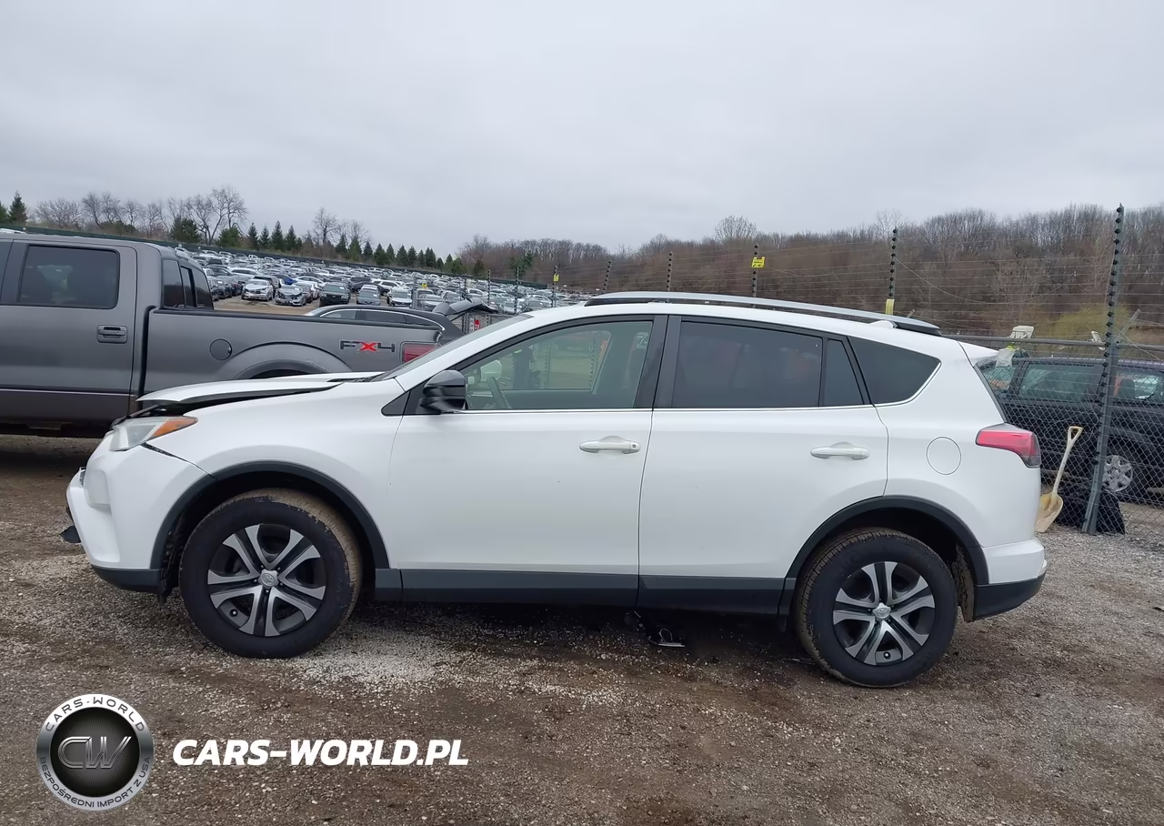 2017 Toyota Rav4 Le VIN:JTMZFREV9HJ700037 - 14