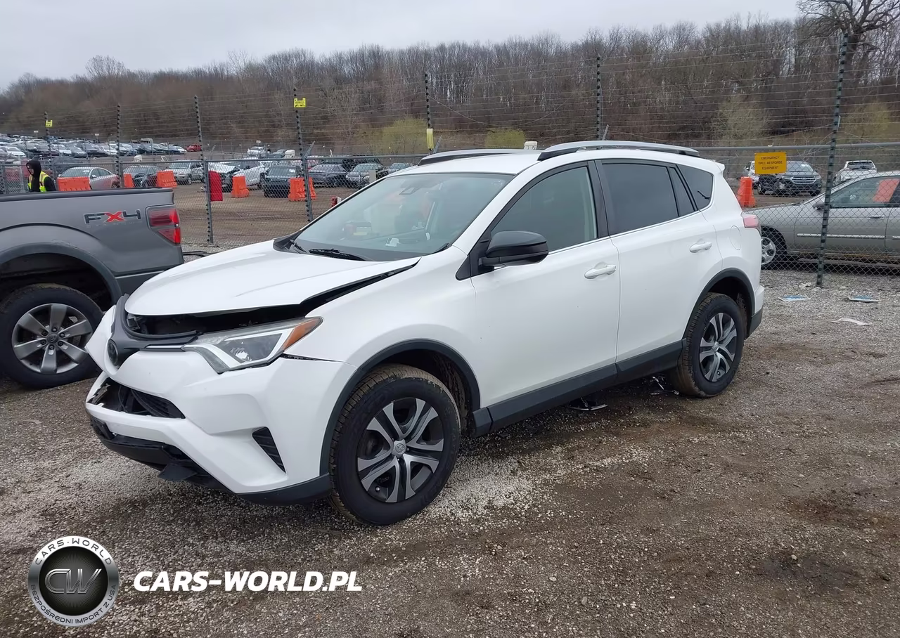 2017 Toyota Rav4 Le VIN:JTMZFREV9HJ700037 - 2
