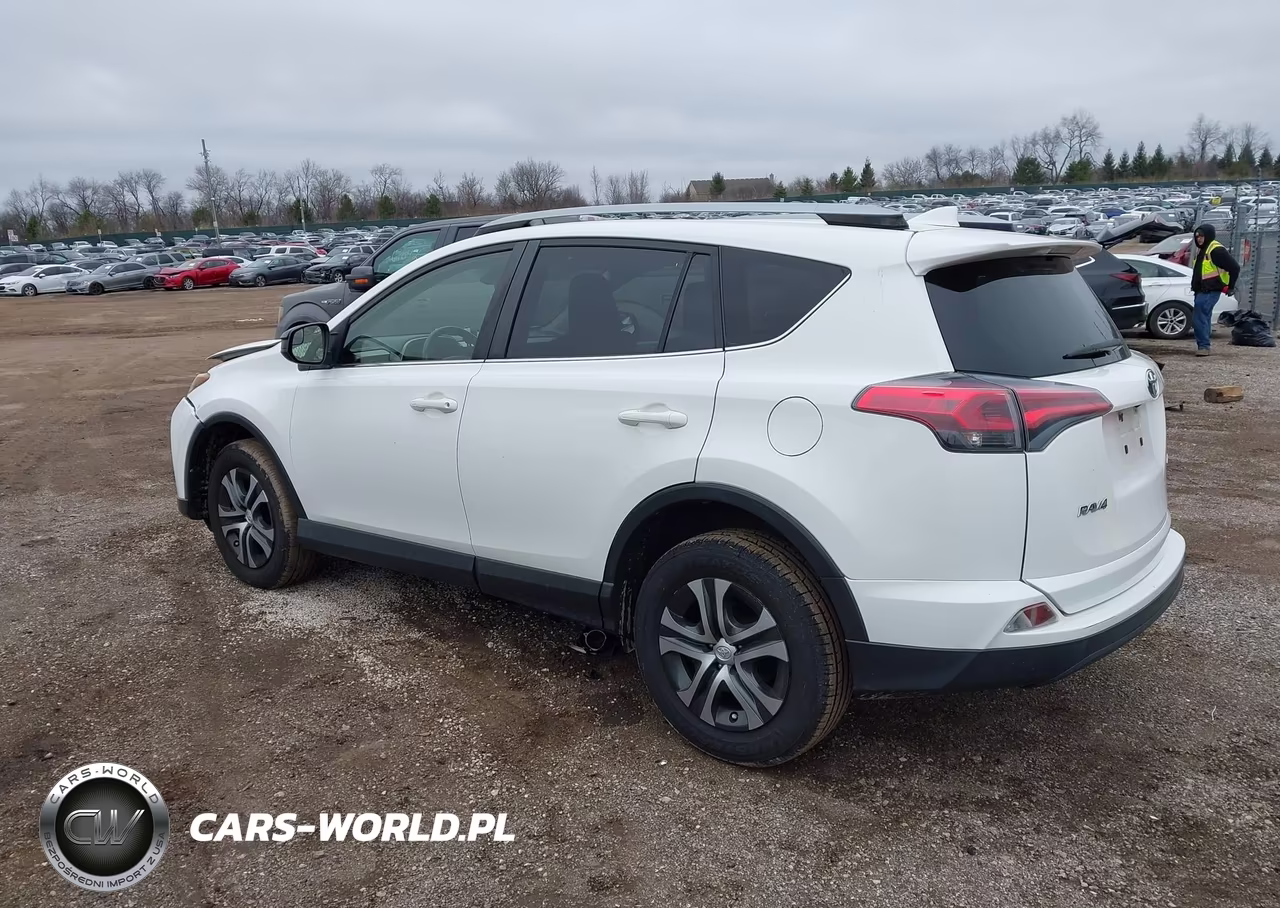 2017 Toyota Rav4 Le VIN:JTMZFREV9HJ700037 - 3
