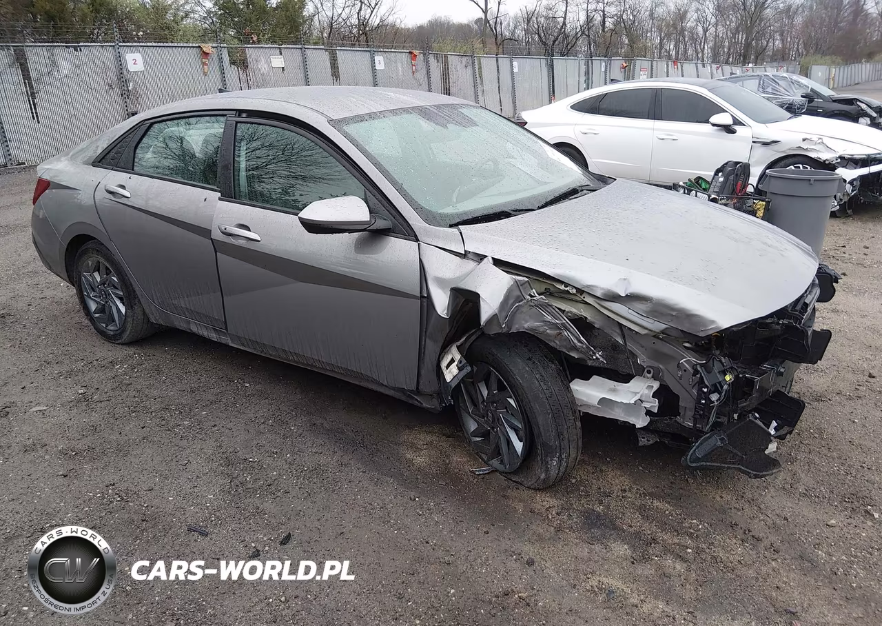 2024 Hyundai Elantra Sel – zdjęcie 1 z 16