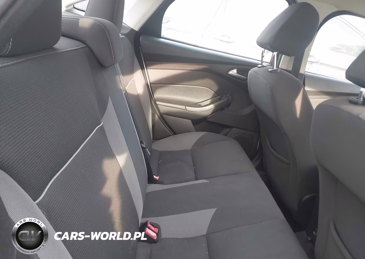 2013 Ford Focus Se VIN:1FADP3F27DL266410 - 8