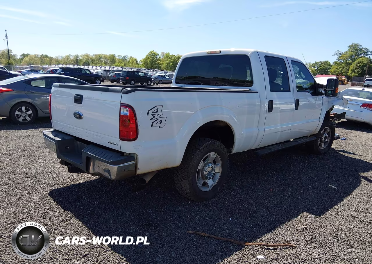 2016 Ford F-250 Xlt VIN:1FT7W2B60GEC71387 - 4