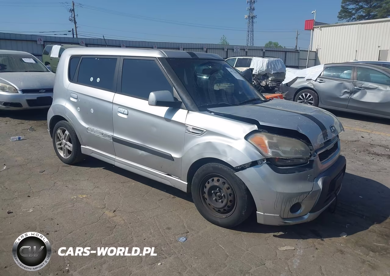 2010 Kia Soul +