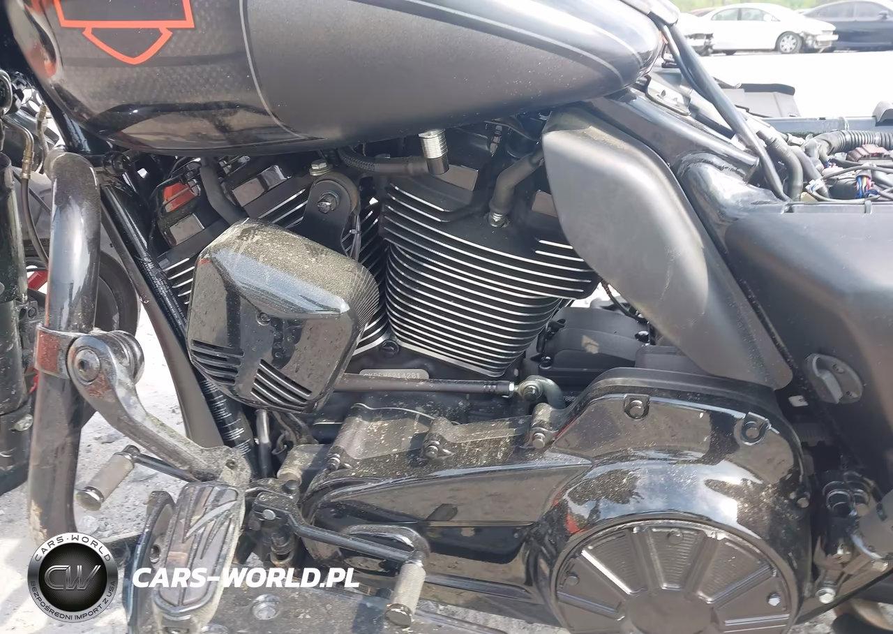 2017 Harley-Davidson Flhxs Street Glide Special VIN:1HD1KRC14HB601420 - 9