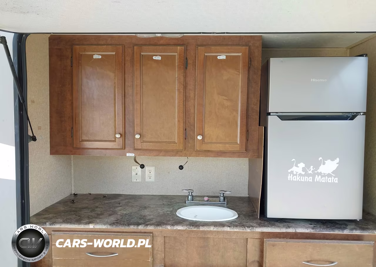 2014 Coachmen Chaparral VIN:5ZT3CH0B2EA309134 - 17