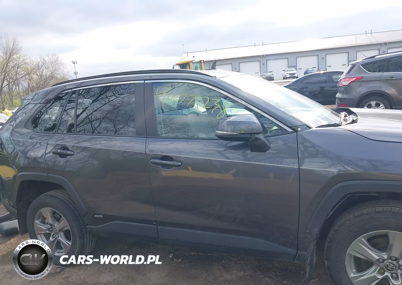 2023 Toyota Rav4 Hybrid Xle VIN:4T3RWRFV8PU095216 - 13