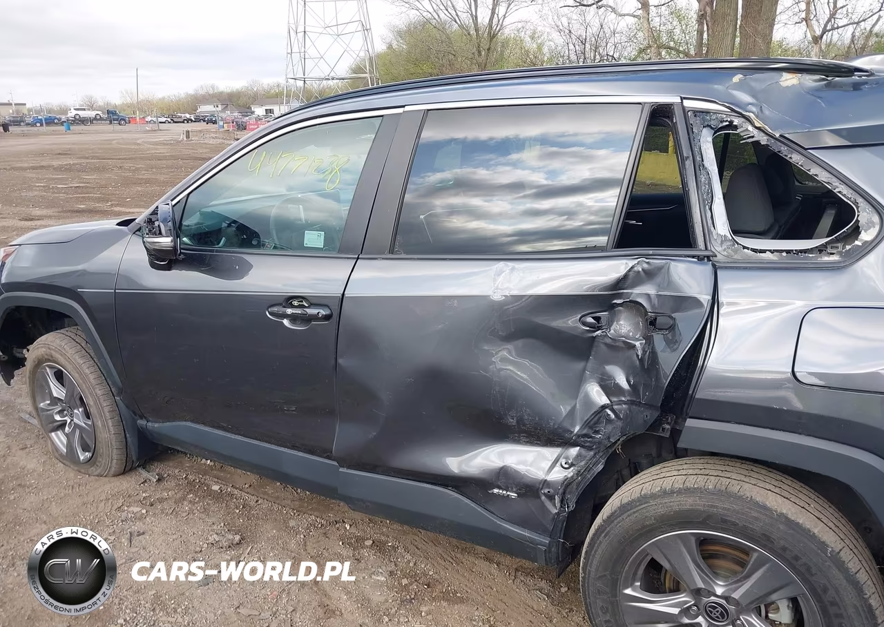2023 Toyota Rav4 Hybrid Xle VIN:4T3RWRFV8PU095216 - 14