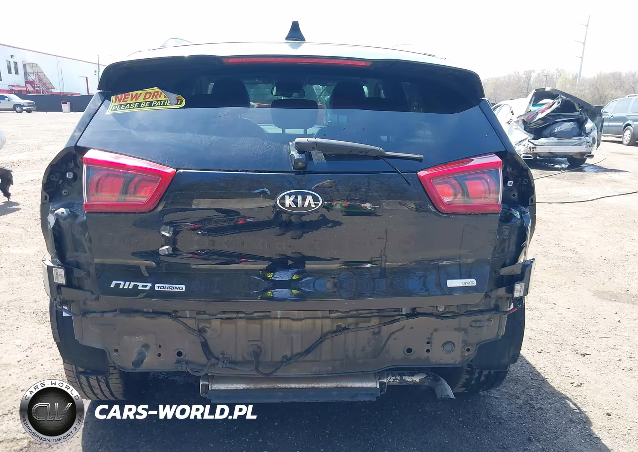 2017 Kia Niro Touring VIN:KNDCE3LCXH5082808 - 17