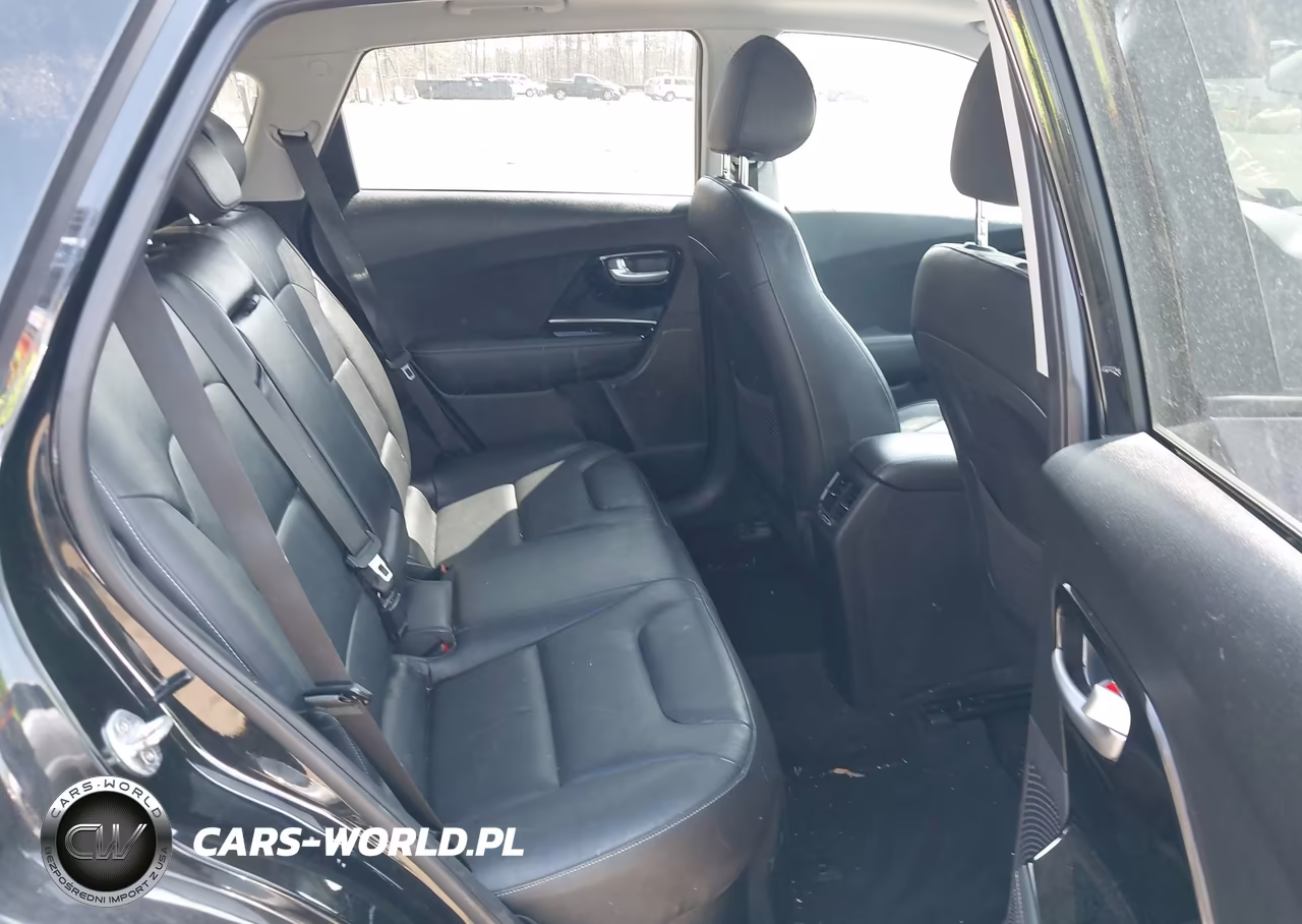 2017 Kia Niro Touring VIN:KNDCE3LCXH5082808 - 8