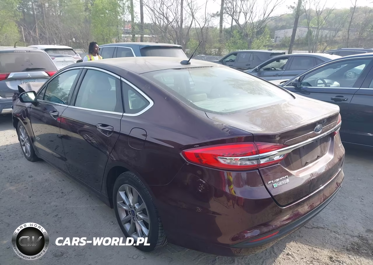 2017 Ford Fusion Energi Se Luxury VIN:3FA6P0PU8HR320232 - 3