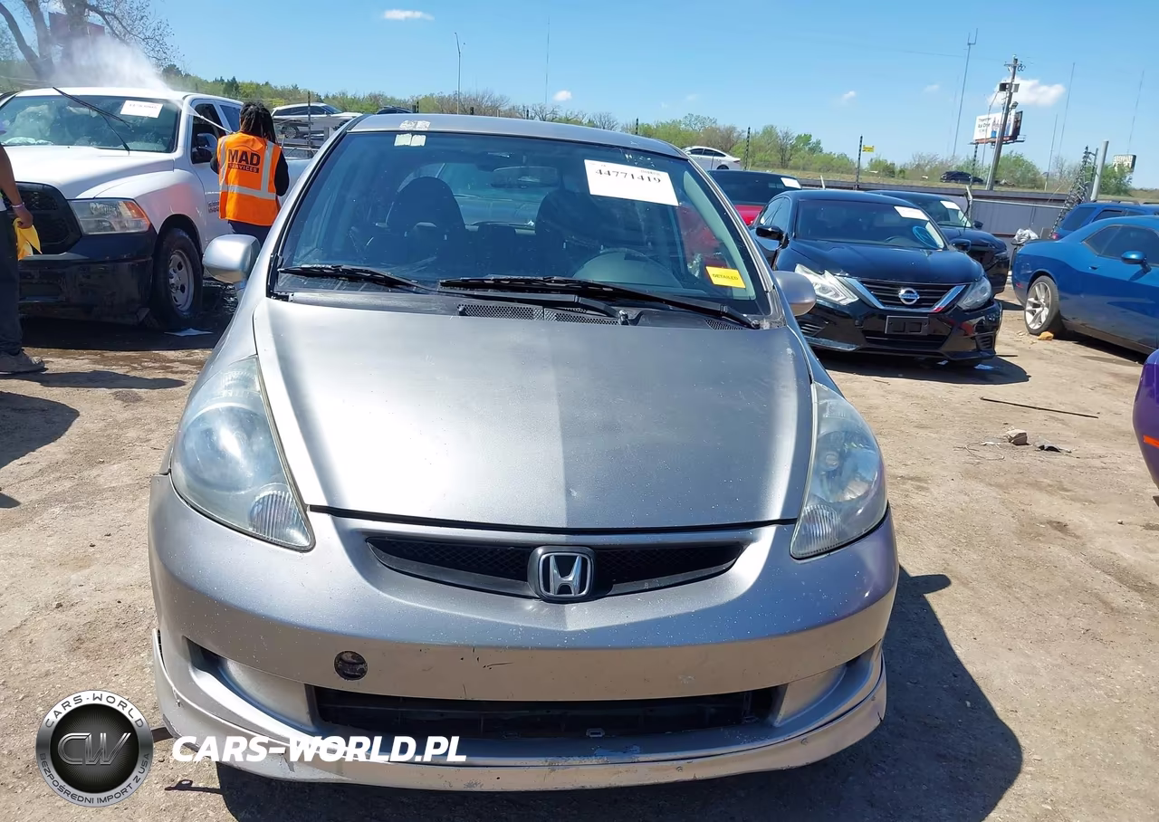 2007 Honda Fit Sport VIN:JHMGD38637S026800 - 12