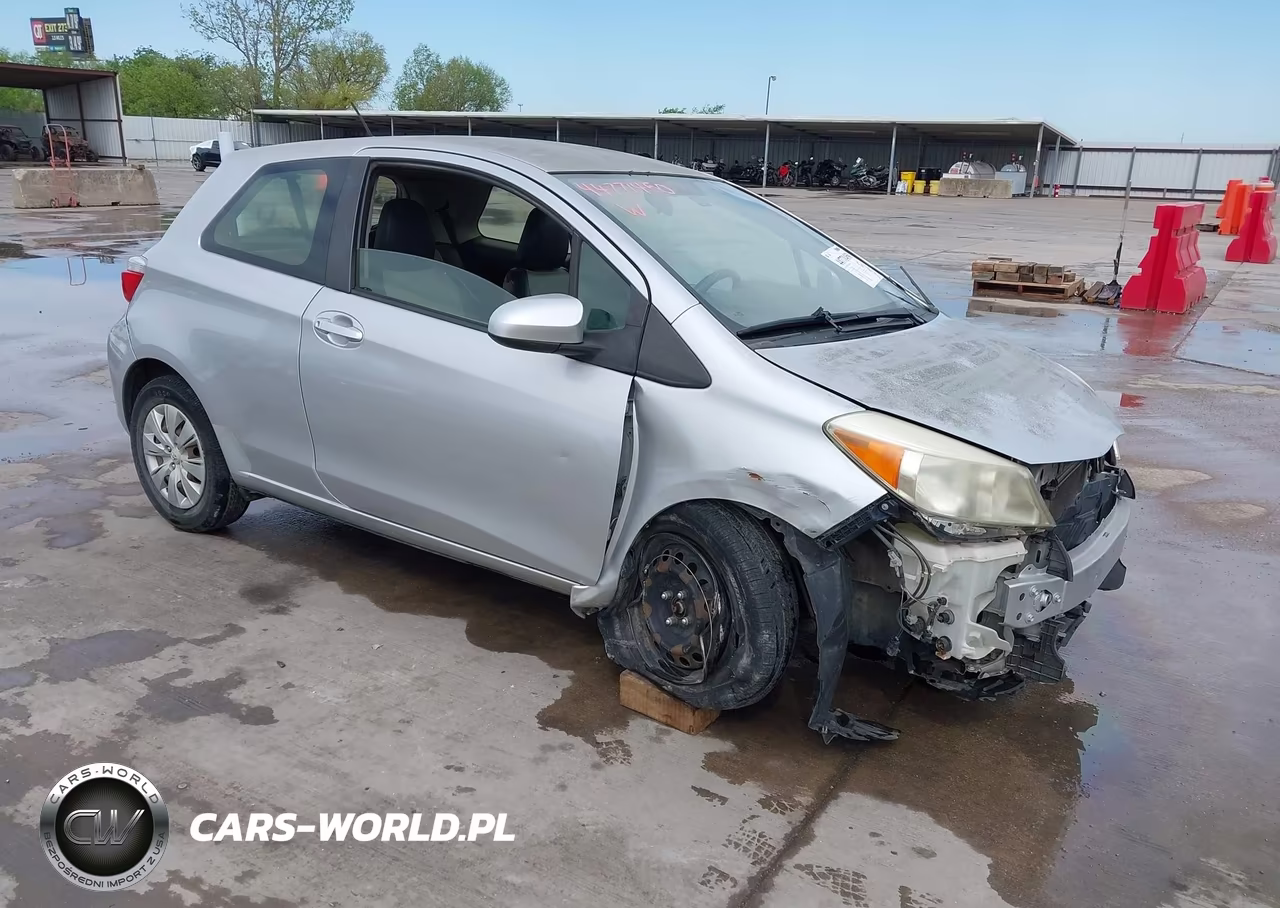 2012 Toyota Yaris Le