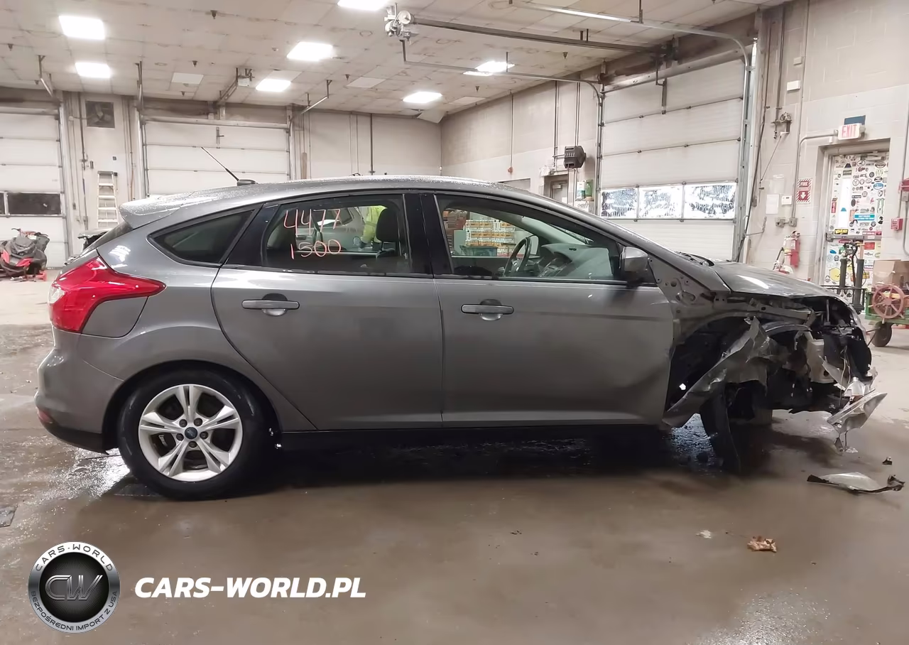 2012 Ford Focus Se VIN:1FAHP3K29CL341114 - 14