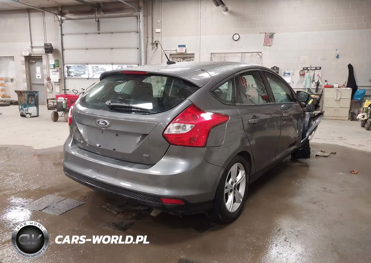 2012 Ford Focus Se VIN:1FAHP3K29CL341114 - 4