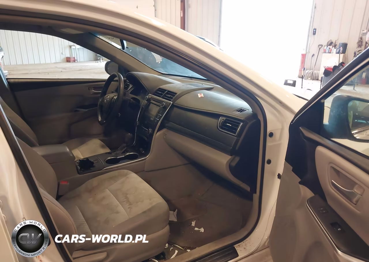 2015 Toyota Camry Hybrid Le VIN:4T1BD1FK4FU161427 - 5