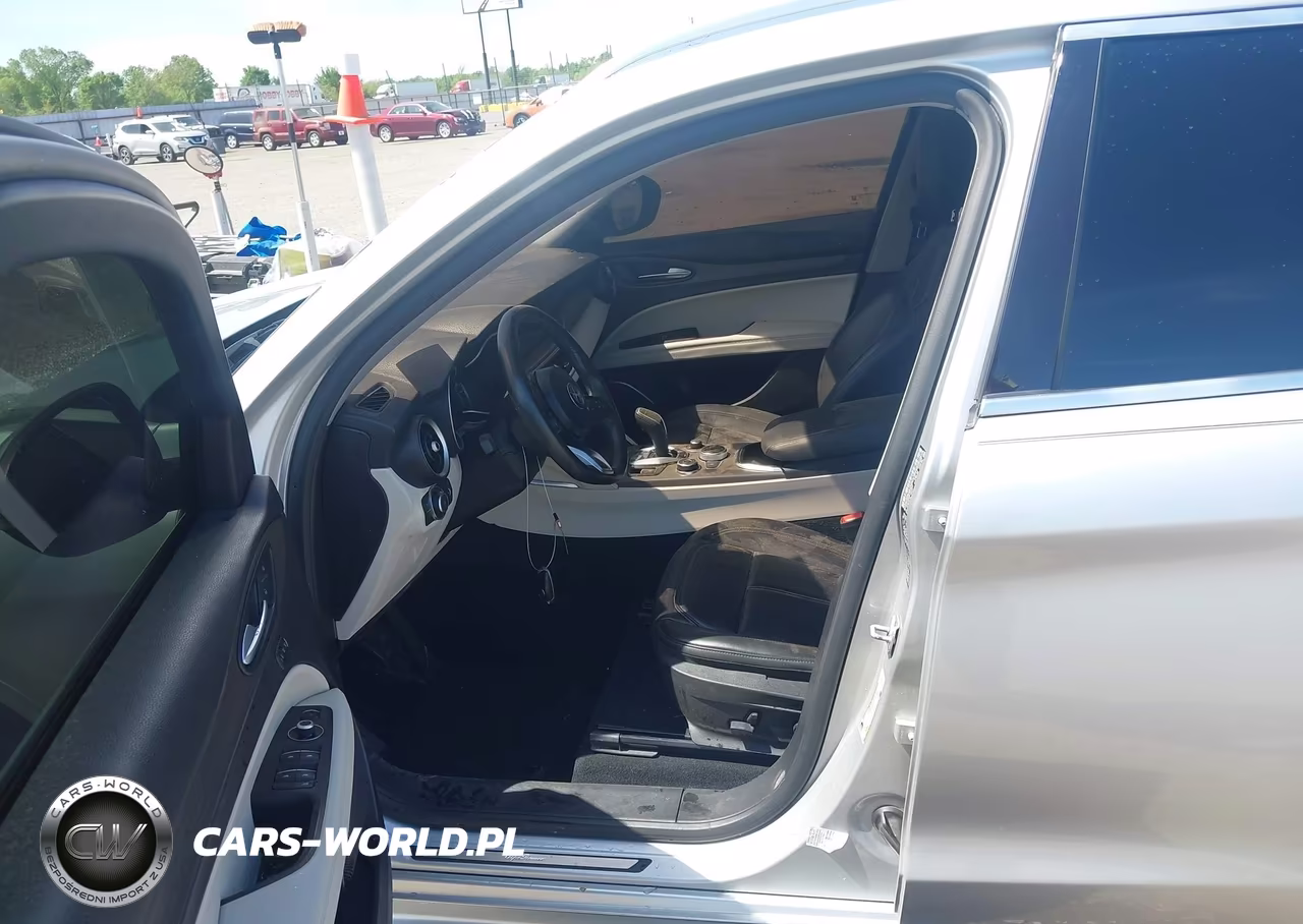 2020 Alfa Romeo Stelvio Ti Awd VIN:ZASPAKBN0L7C82661 - 18