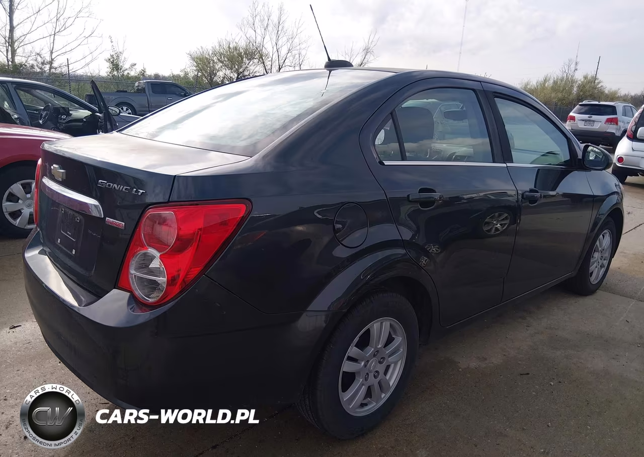 2015 Chevrolet Sonic Lt Manual VIN:1G1JD5SB1F4169345 - 4