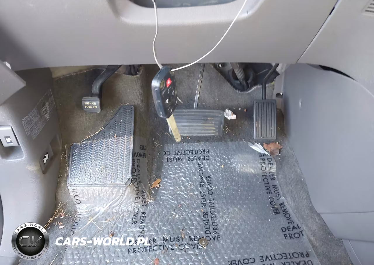 2011 Honda Odyssey Touring-Touring Elite VIN:5FNRL5H92BB054368 - 11