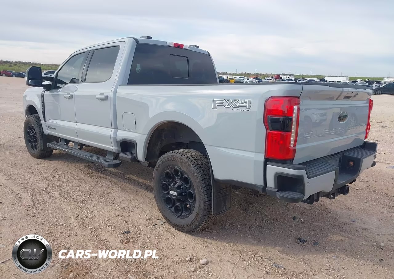 2025 Ford F-350 Lariat VIN:1FT8W3BT1SEC12356 - 3