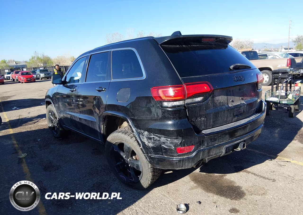 2015 Jeep Grand Cherokee Altitude VIN:1C4RJFAGXFC157822 - 3
