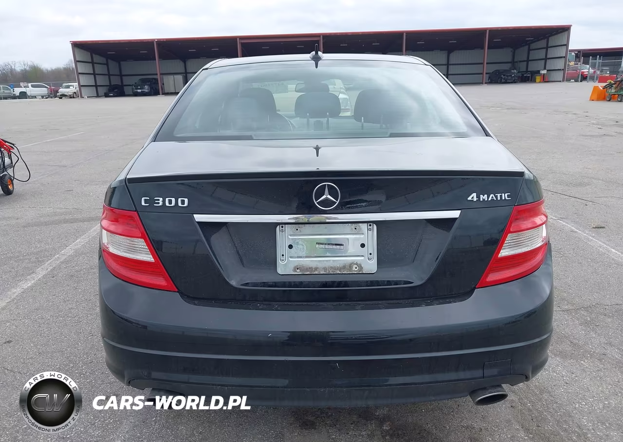 2011 Mercedes-Benz C 300 Sport 4Matic VIN:WDDGF8BB9BR186975 - 16