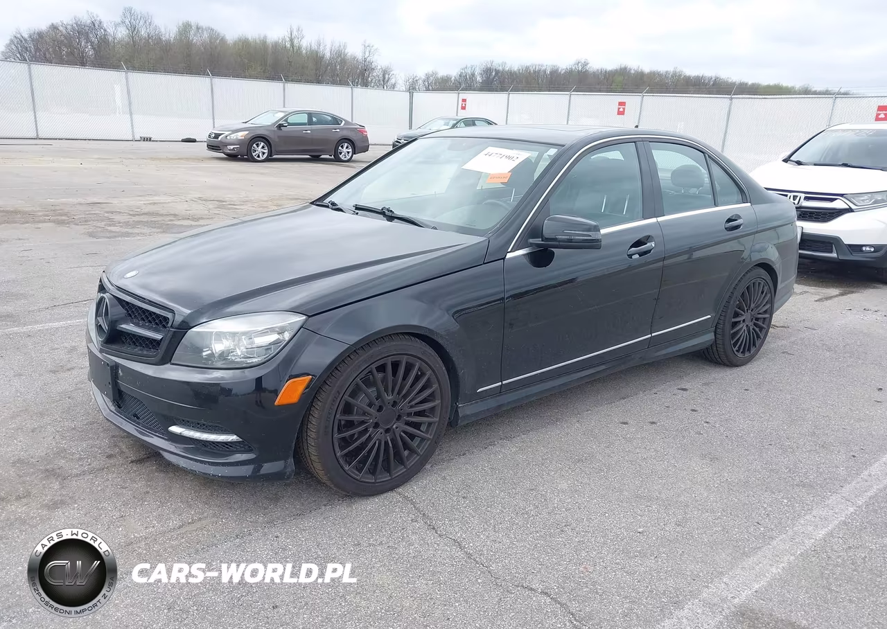 2011 Mercedes-Benz C 300 Sport 4Matic VIN:WDDGF8BB9BR186975 - 2