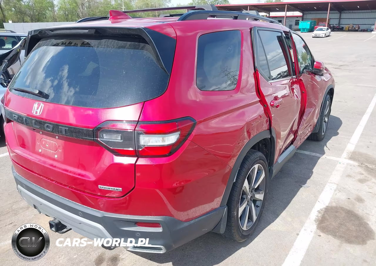 2024 Honda Pilot Touring VIN:5FNYG2H78RB001603 - 4
