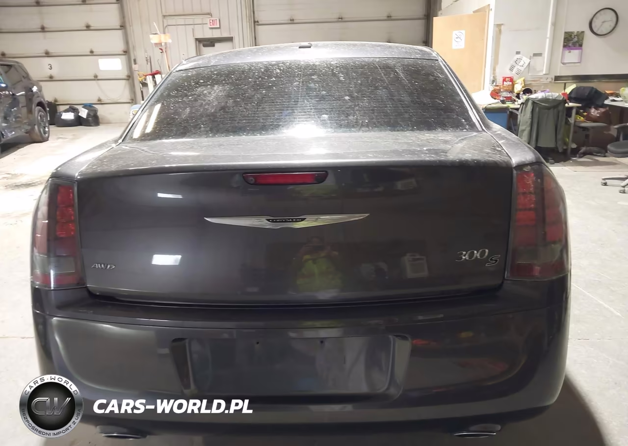 2014 Chrysler 300 300S VIN:2C3CCAGT7EH345544 - 16